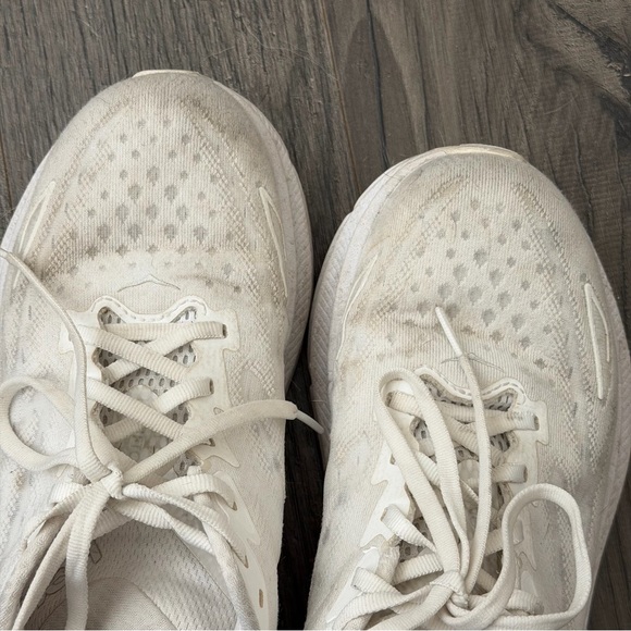 Hoka Clifton 9 – Women’s 8D (Wide) in White - Picture 6 of 9